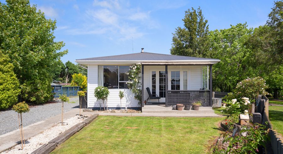  at 11 Dale Crescent, East Gore, Gore