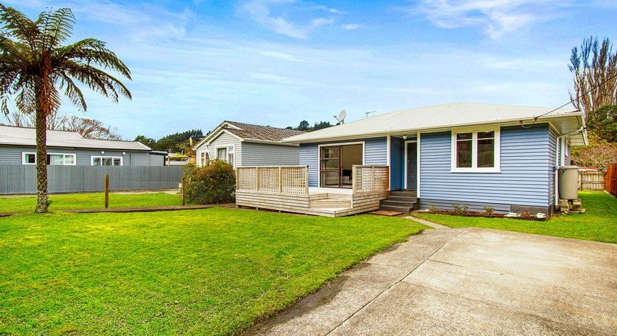  at 4 Golf Road, Manor Park, Lower Hutt, Wellington