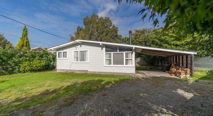  at 15 Hardie Grove, Featherston