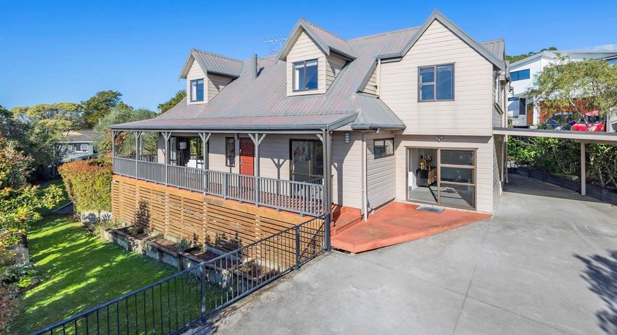  at 92 Alton Avenue, Hillcrest, Auckland