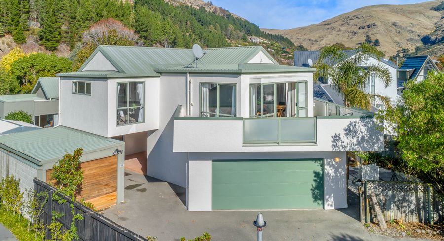  at 1/68A Arnold Street, Sumner, Christchurch