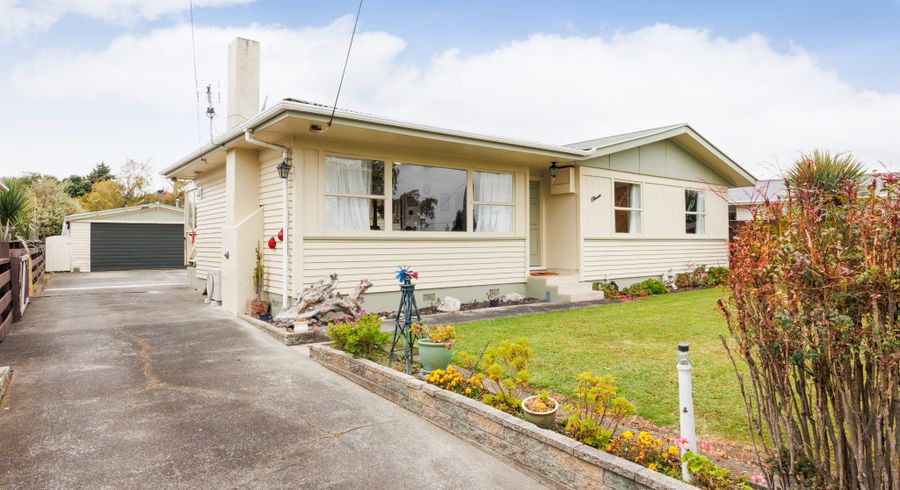  at 11 Tararua Terrace, Cloverlea, Palmerston North