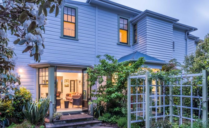  at 33 Hobson Crescent, Thorndon, Wellington