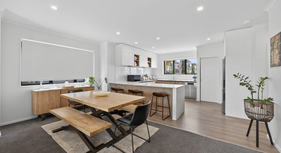  at 4/271 Ormiston Road, Flat Bush, Manukau City, Auckland