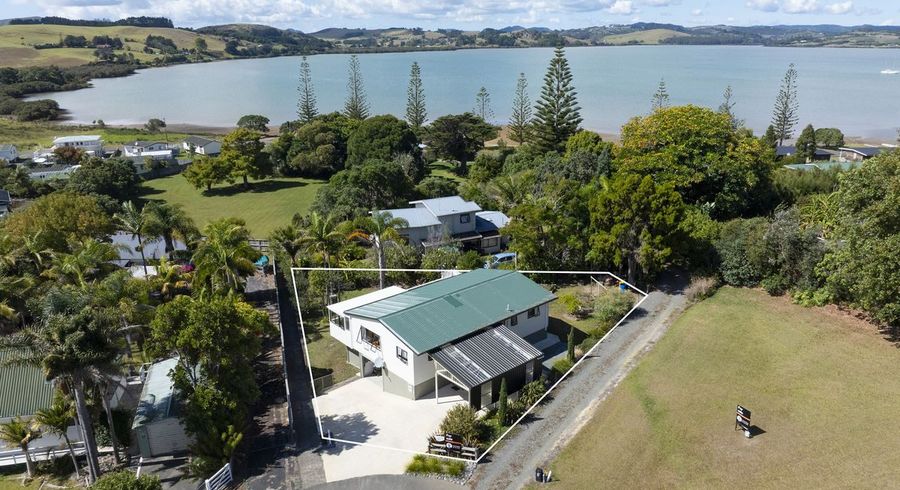  at 11 Whitecaps Place, Hihi, Far North, Northland