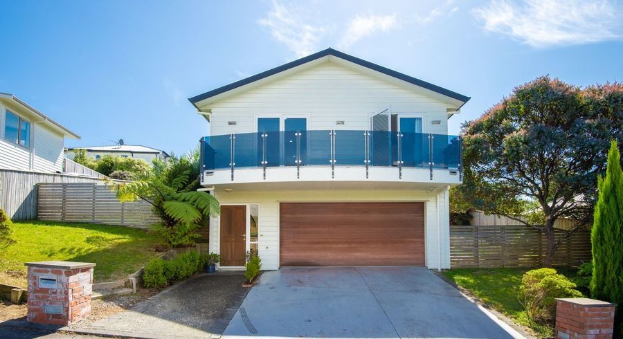  at 43 Tongariro Drive, Aotea, Porirua, Wellington