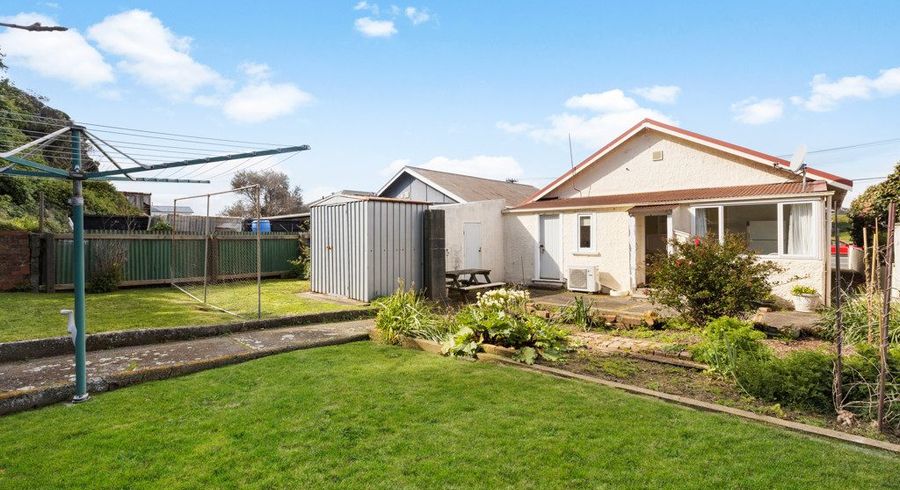  at 32 Bridge Street, Rongotai, Wellington, Wellington