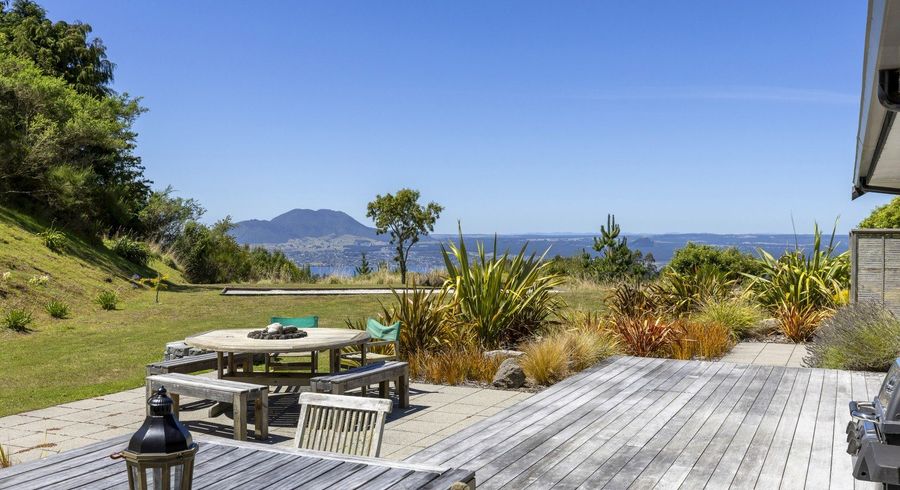  at 146 Highland Drive, Acacia Bay, Taupo, Waikato