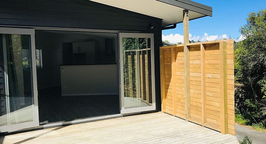  at 8 Paris Place, Birkenhead, North Shore City, Auckland