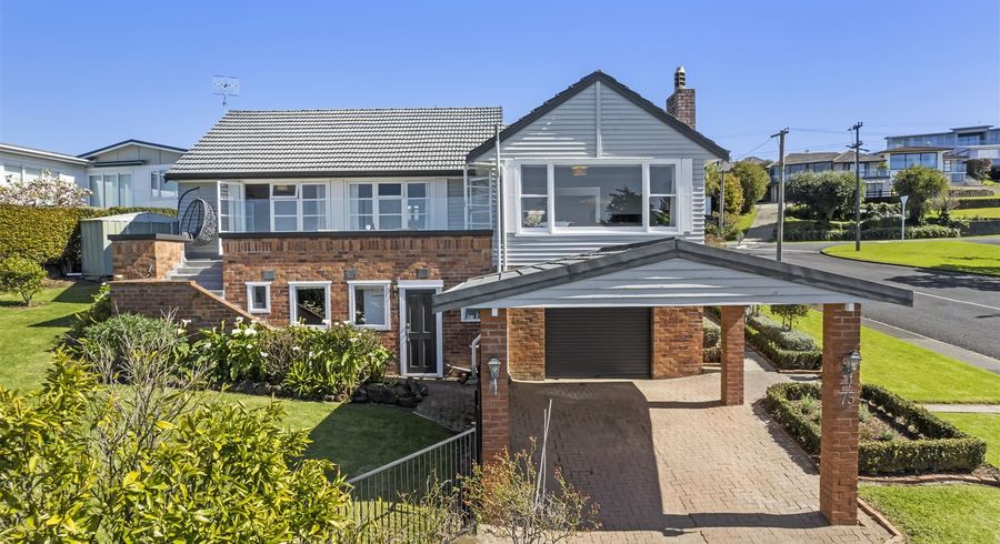  at 75 Churchill Road, Cockle Bay, Auckland