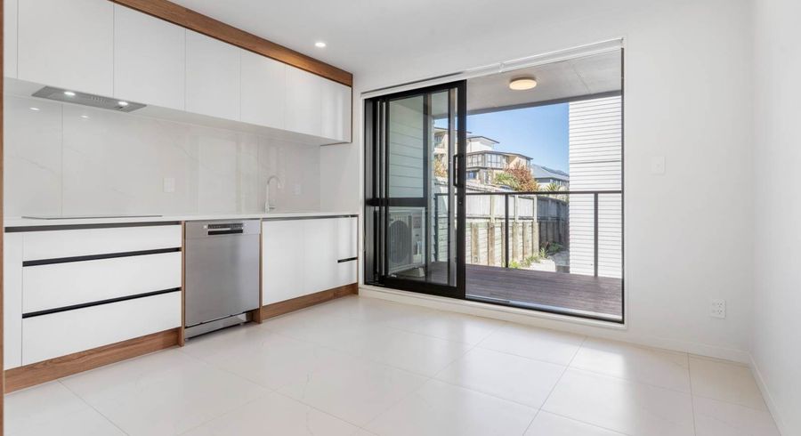  at 2/113 Boundary Road, Blockhouse Bay, Auckland City, Auckland
