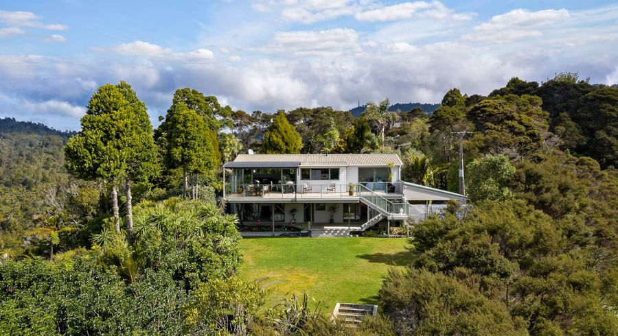  at 756 West Coast Road, Oratia, Auckland