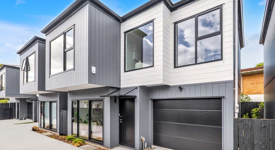  at 101B & D Gossamer Drive, Pakuranga Heights, Manukau City, Auckland