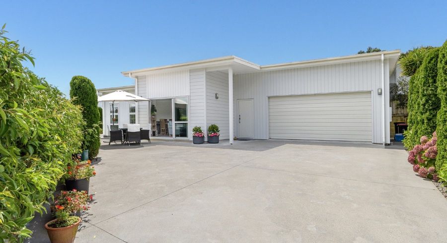  at 11 Rochfort Crescent, Pyes Pa, Tauranga, Bay Of Plenty