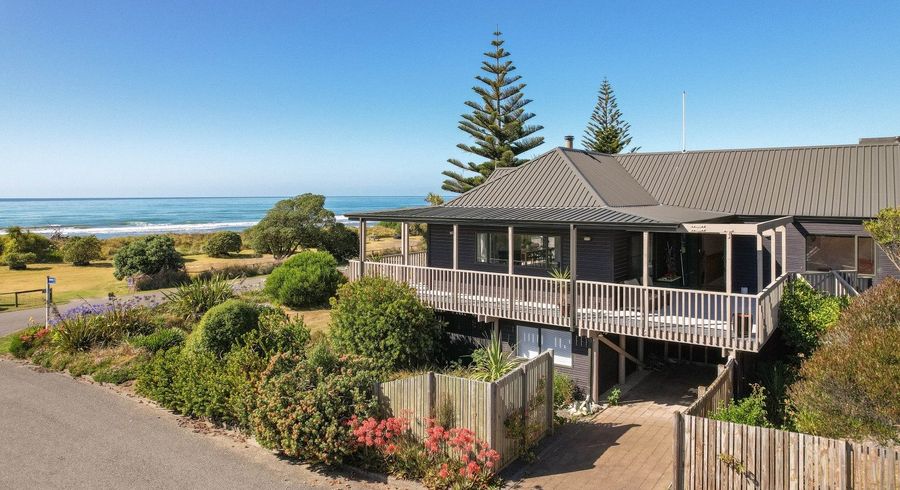 at 1 Buxton Place, Gore Bay, Cheviot