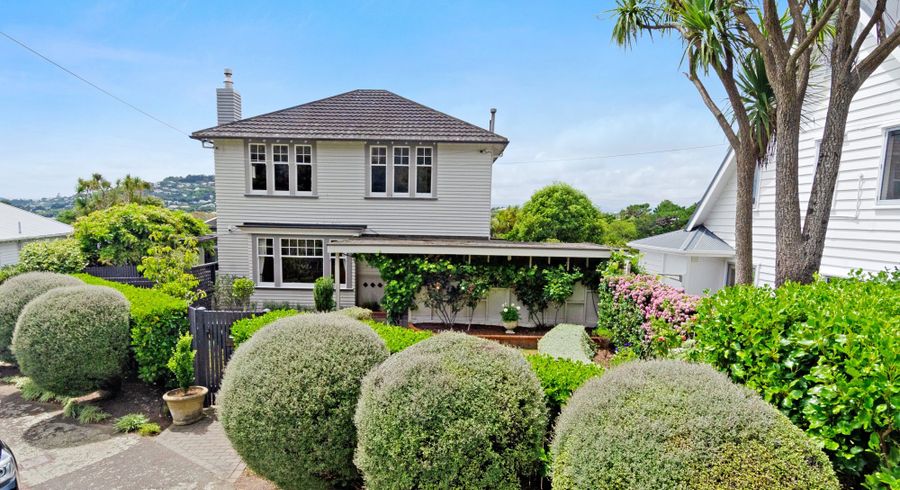 at 18 Homewood Crescent, Karori, Wellington