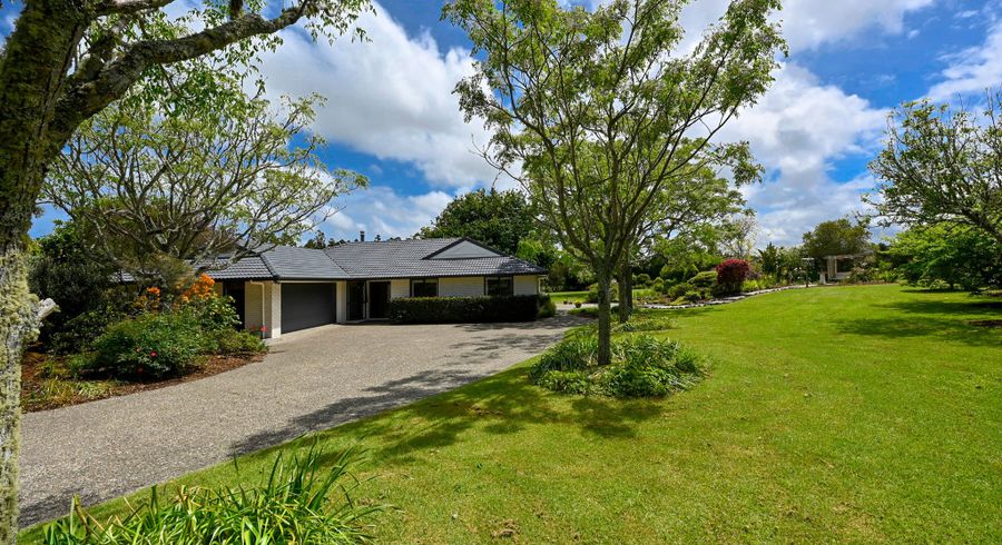  at 230 Taupaki Road, Henderson