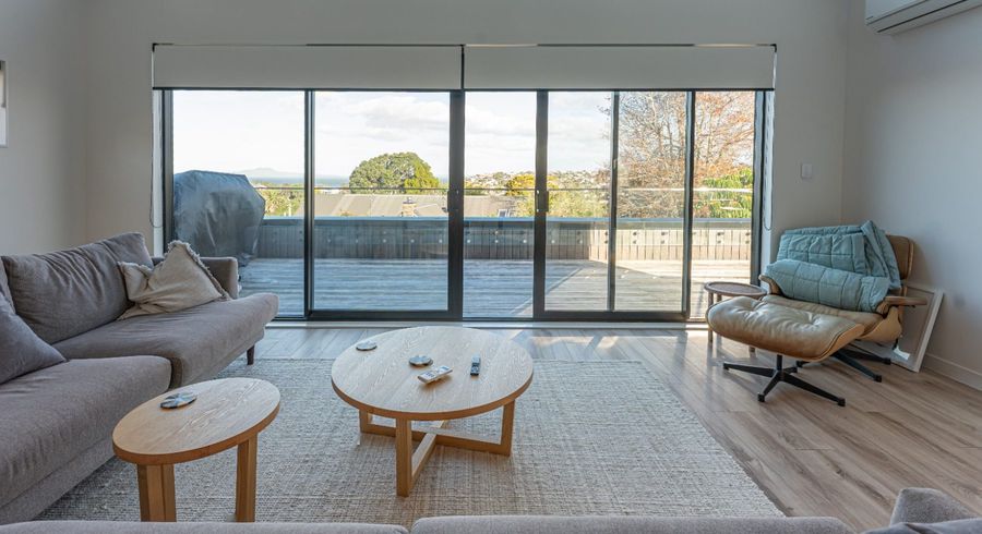  at 10/8 Orne Street, Torbay, North Shore City, Auckland
