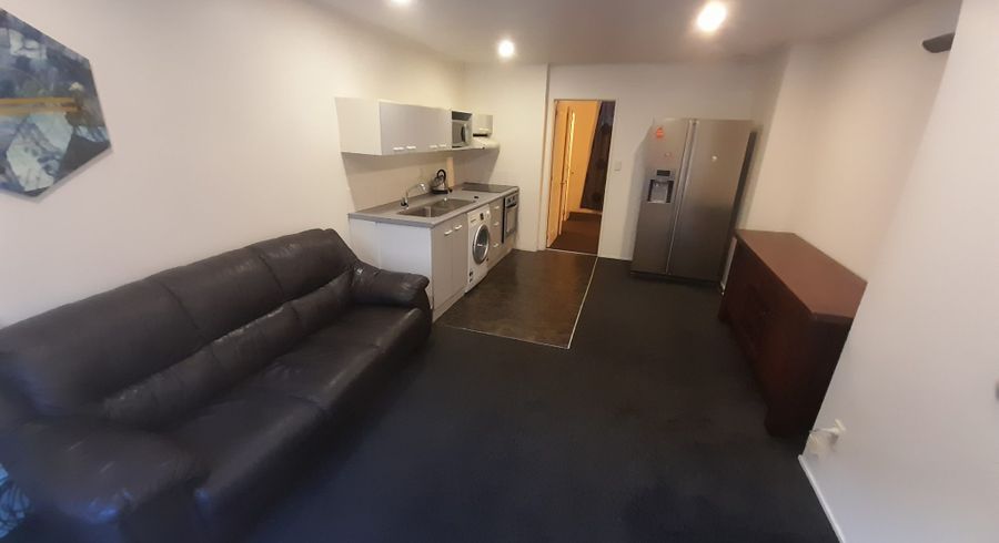  at 2B/66 Mount Eden Road, Mount Eden, Auckland