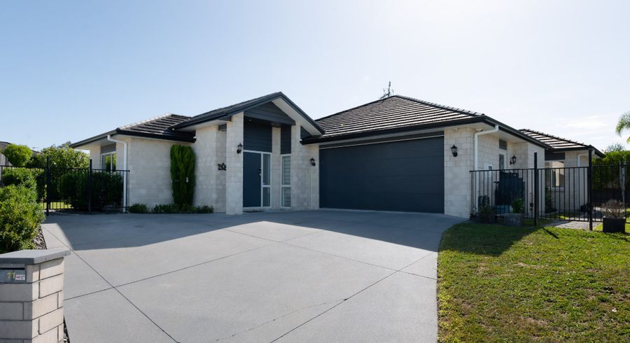  at 11 Helenslee Court, Flagstaff, Hamilton
