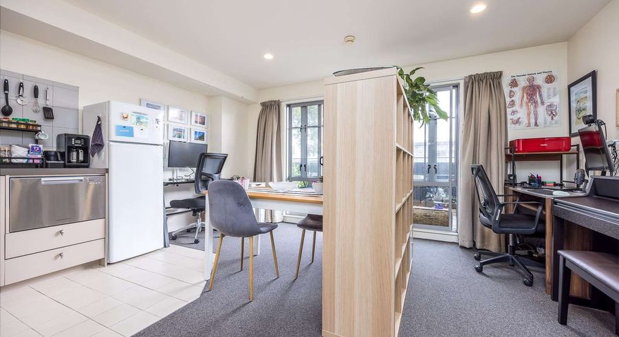  at 3 Keystone Avenue, Mount Roskill, Auckland City, Auckland