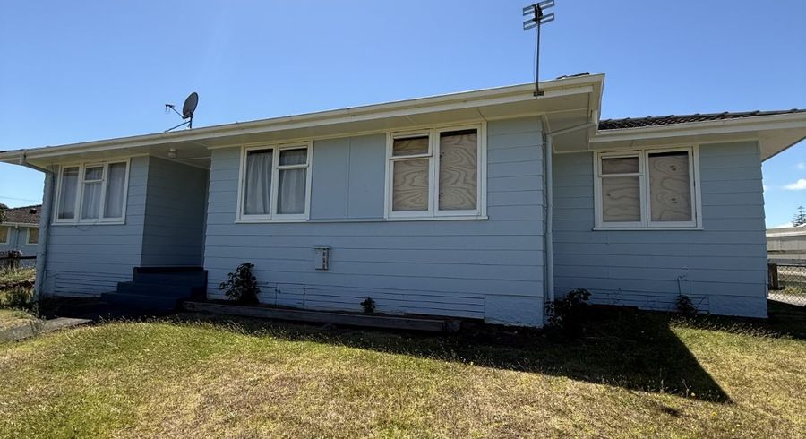  at Mangere East, Manukau City, Auckland