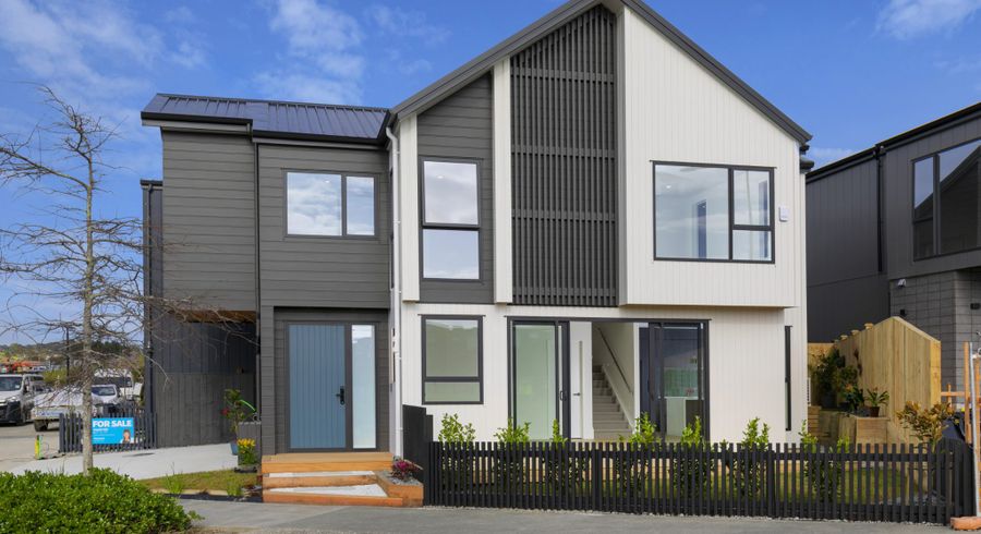  at 102 Te Oneroa Way, Long Bay, North Shore City, Auckland