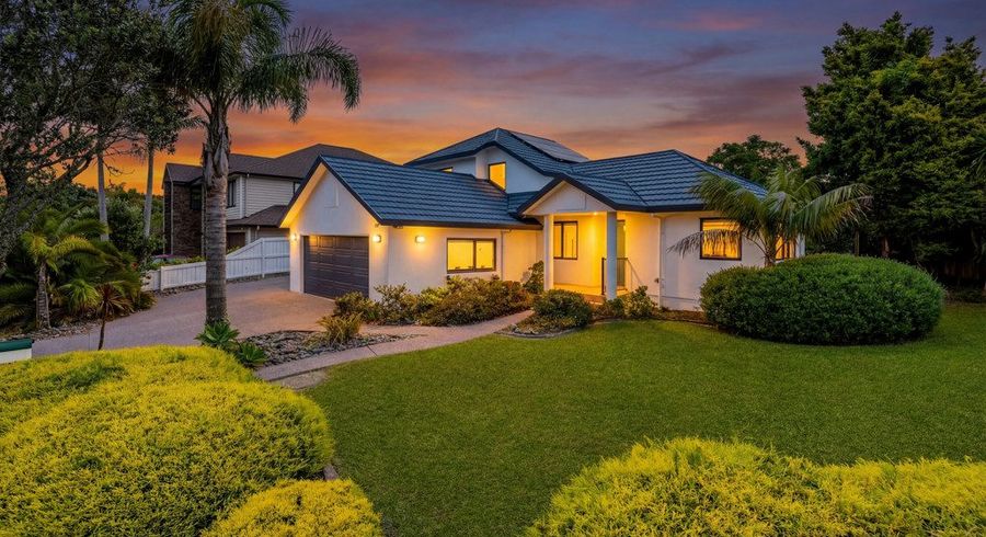  at 1 Cayman Place, Unsworth Heights, North Shore City, Auckland