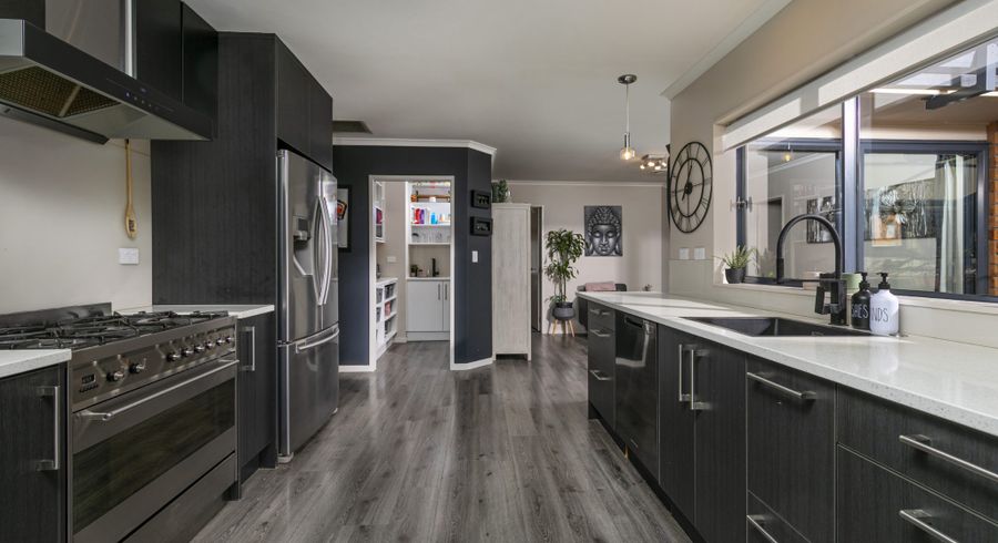  at 51 Jadewynn Drive, Massey, Waitakere City, Auckland