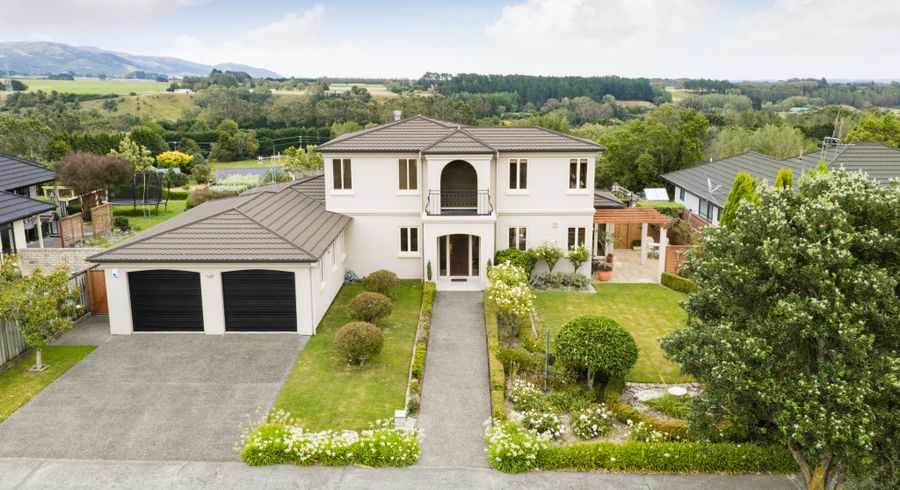 at 144 Pacific Drive, Fitzherbert, Palmerston North, Manawatu / Whanganui