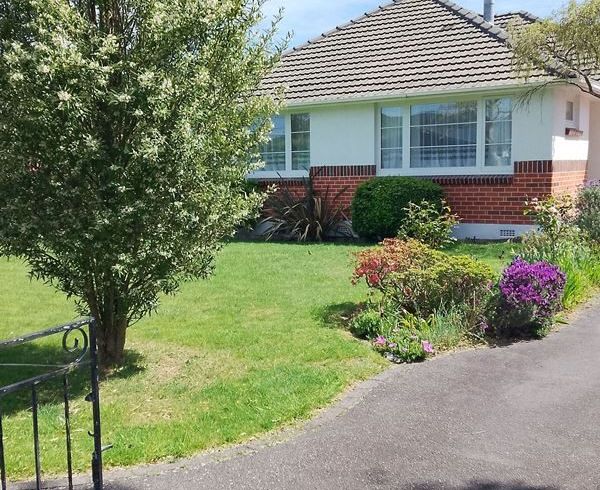  at Oxford Crescent, Ebdentown, Upper Hutt, Wellington