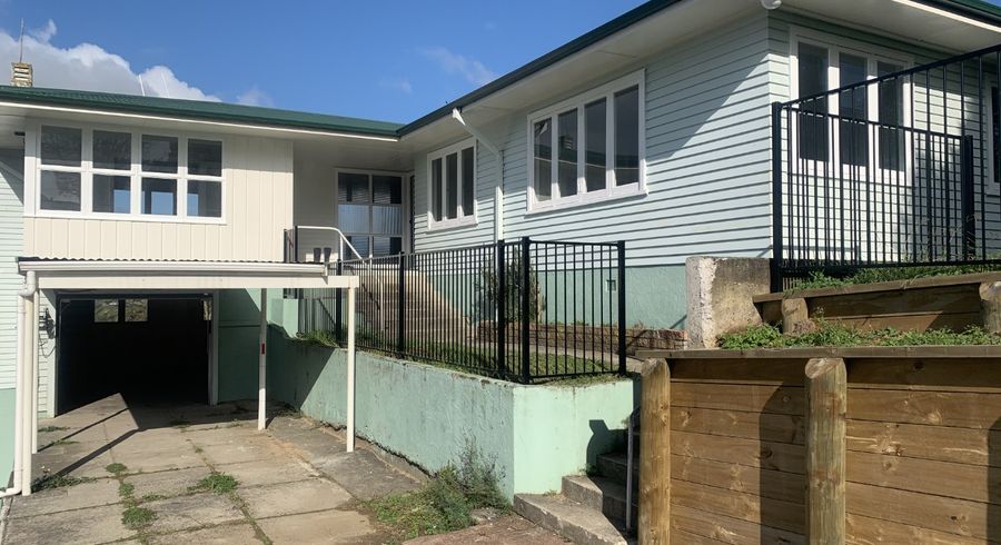  at 84 Mahoe Street, Melville, Hamilton