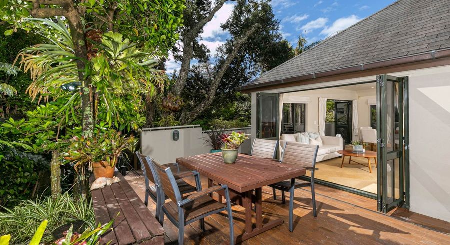  at 1/24 Heathcote Road, Castor Bay, Auckland