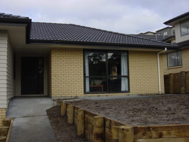  at 9 the Avenue, Albany, North Shore City, Auckland