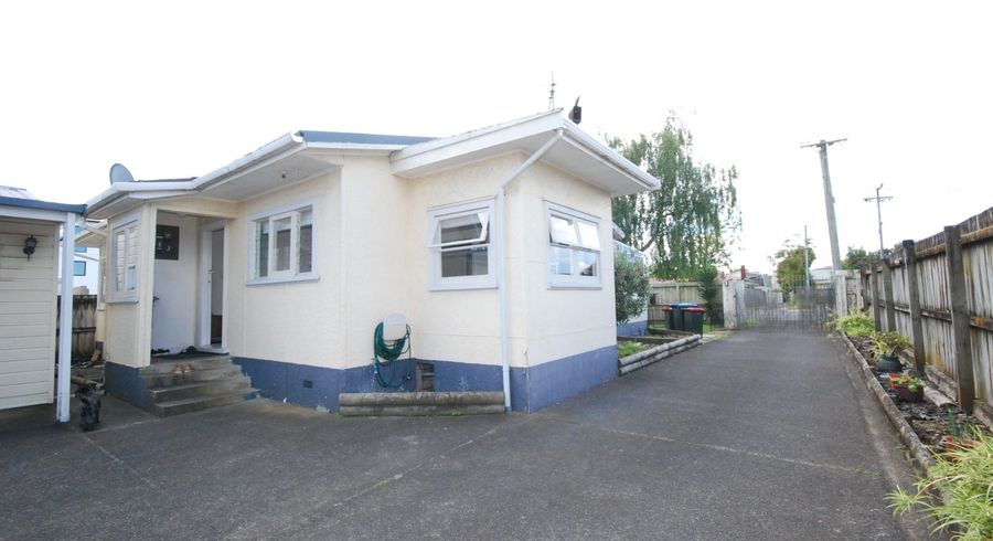  at 1/5 Hillside Road, Mount Wellington, Auckland City, Auckland