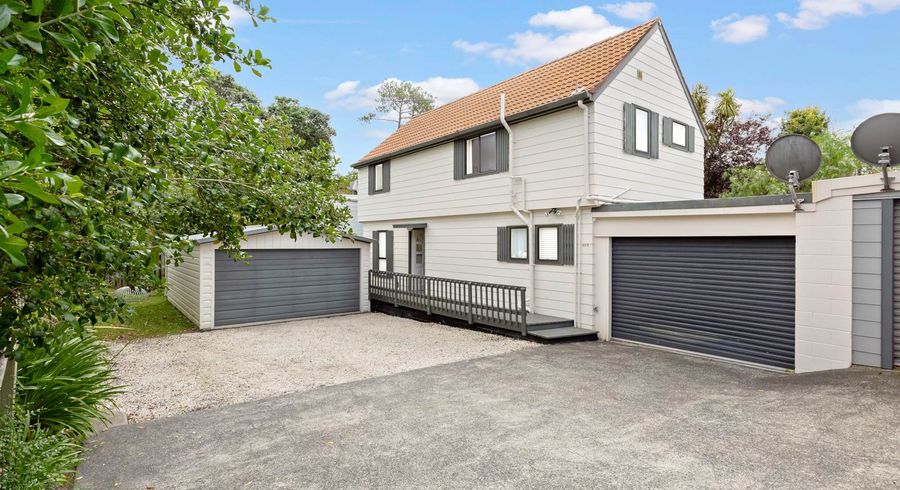  at 2/44 Waiau Street, Torbay, Auckland