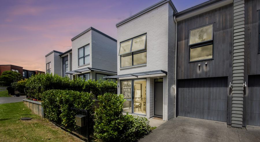  at 31 Matairangi Avenue, Totara Heights, Auckland