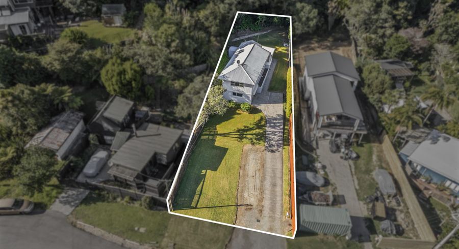  at 51 Foster Avenue, Huia, Waitakere City, Auckland