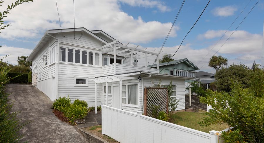  at 32 Euston Road, Sandringham, Auckland