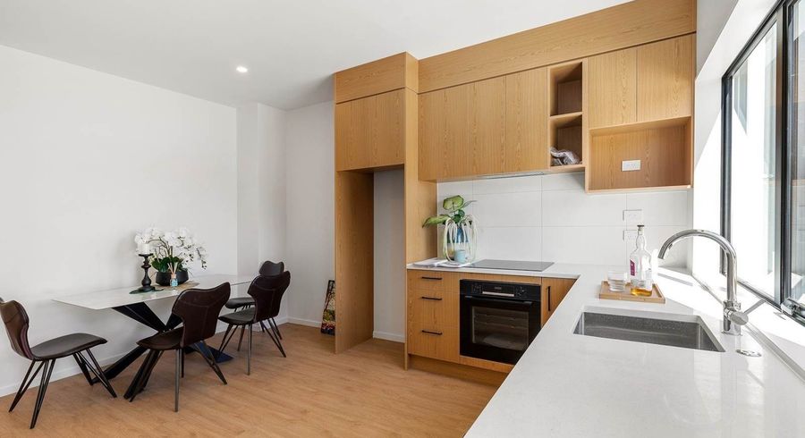  at 7/65A Hogans Road, Glenfield, North Shore City, Auckland