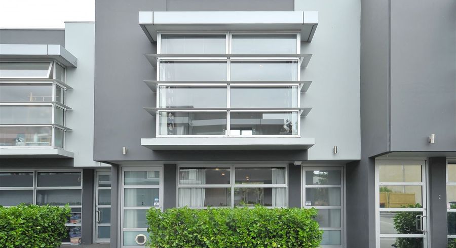  at 8/8A Settlers Crescent, Ferrymead, Christchurch