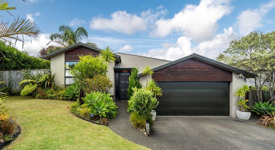  at 15 Henry Partington Place, Greenhithe, Auckland