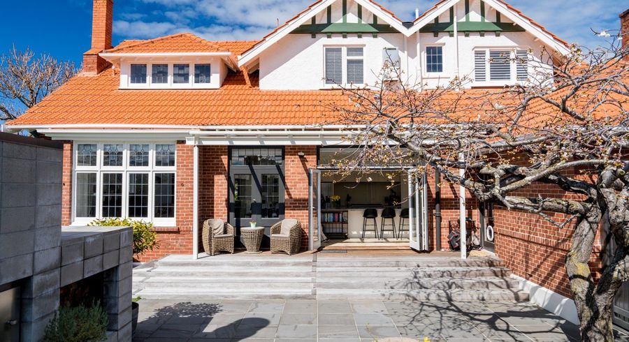  at 15 Ings Avenue, Saint Clair, Dunedin, Otago