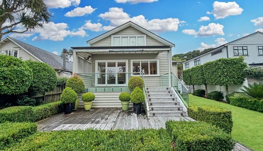  at 7 Charlton Ave, Mount Eden, Auckland City, Auckland