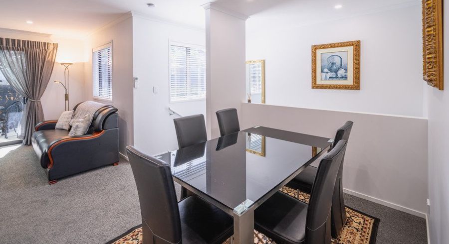  at 4/102 Howell Avenue, Riverlea, Hamilton, Waikato