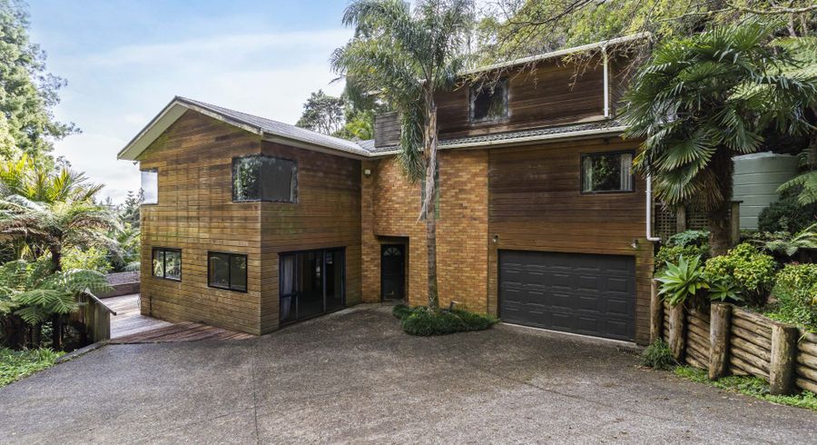  at 31 Cascade Avenue, Waiatarua, Auckland
