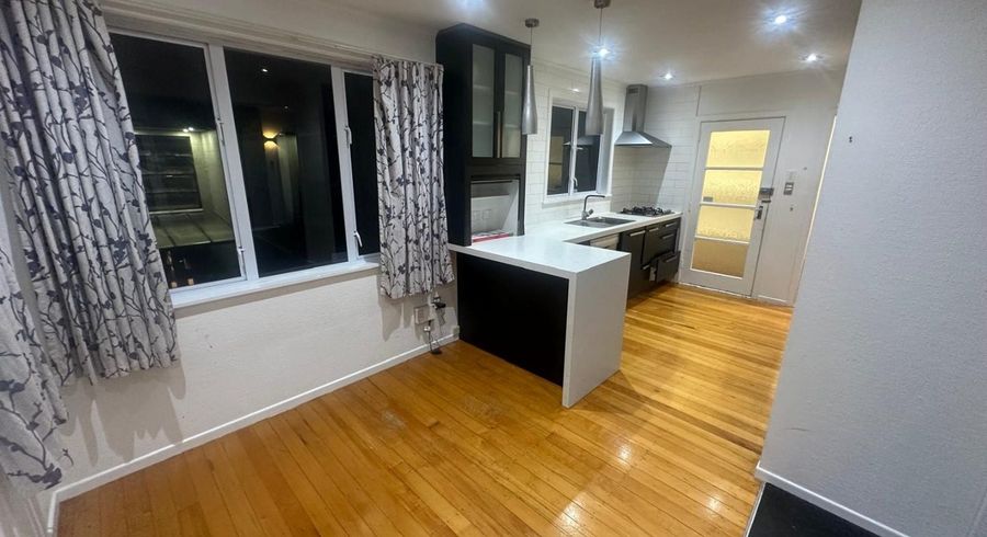  at 76 Willerton Street, New Lynn, Waitakere City, Auckland
