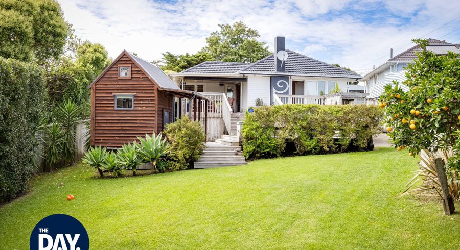  at 16 Paton Avenue, Te Atatu South, Waitakere City, Auckland