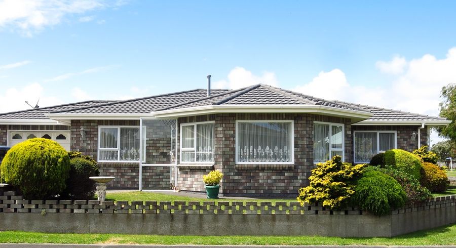  at 2 Loader Place, Tawhero, Whanganui