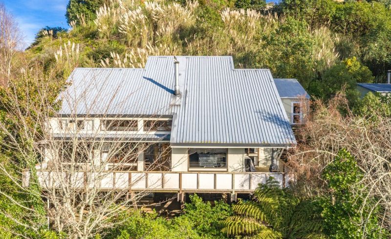  at 10 Parkdale Drive, Aramoho, Whanganui